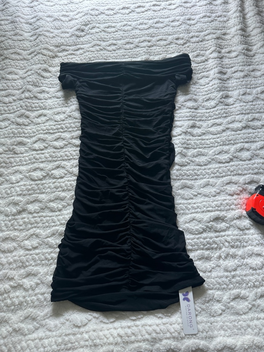 Black Off-Shoulder Ruched Bodycon Dress - Picture 6 of 6